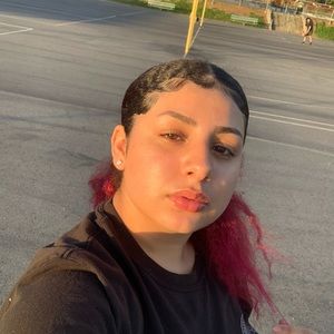 Meet your Posher, Savannah